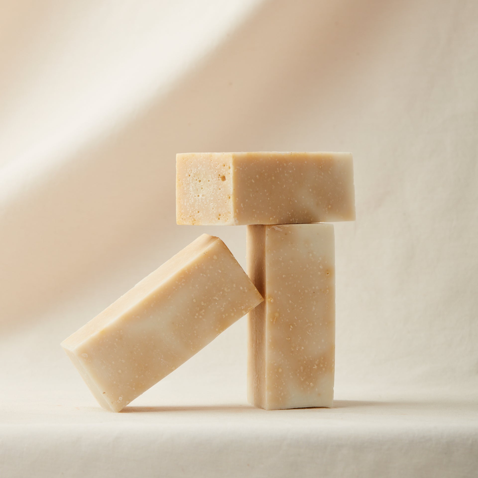 Moisturizing Daily Shampoo Bar